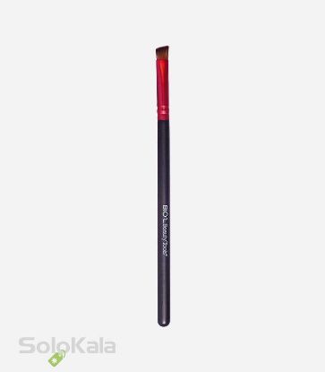 شوت-قلمی-مناسب-آرايش-لب-چوبی-بی-بی-تی