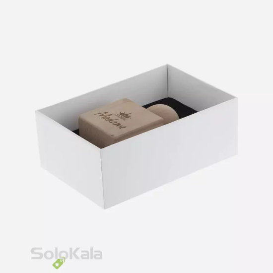 ادوپرفیوم زنانه کراون استار مدل مادام حجم 60 میل - نمای داخل جعبه