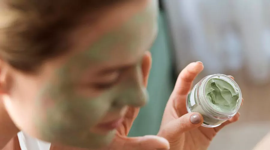 چه ماسک صورتی برای من مناسبه؟ راهنمای جامع انتخاب ماسک صورت