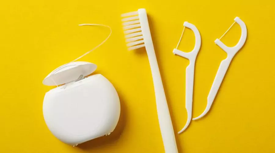انتخاب مسواک مناسب تا پیشگیری از بیماری‌های دهانی