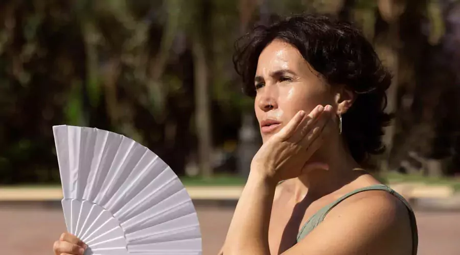 روش‌های درمان طبیعی برای گرگرفتگی در دوران یائسگی